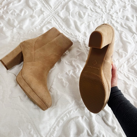 Donald Pliner Labell Platform Bootie Size 10M New - Picture 10 of 13